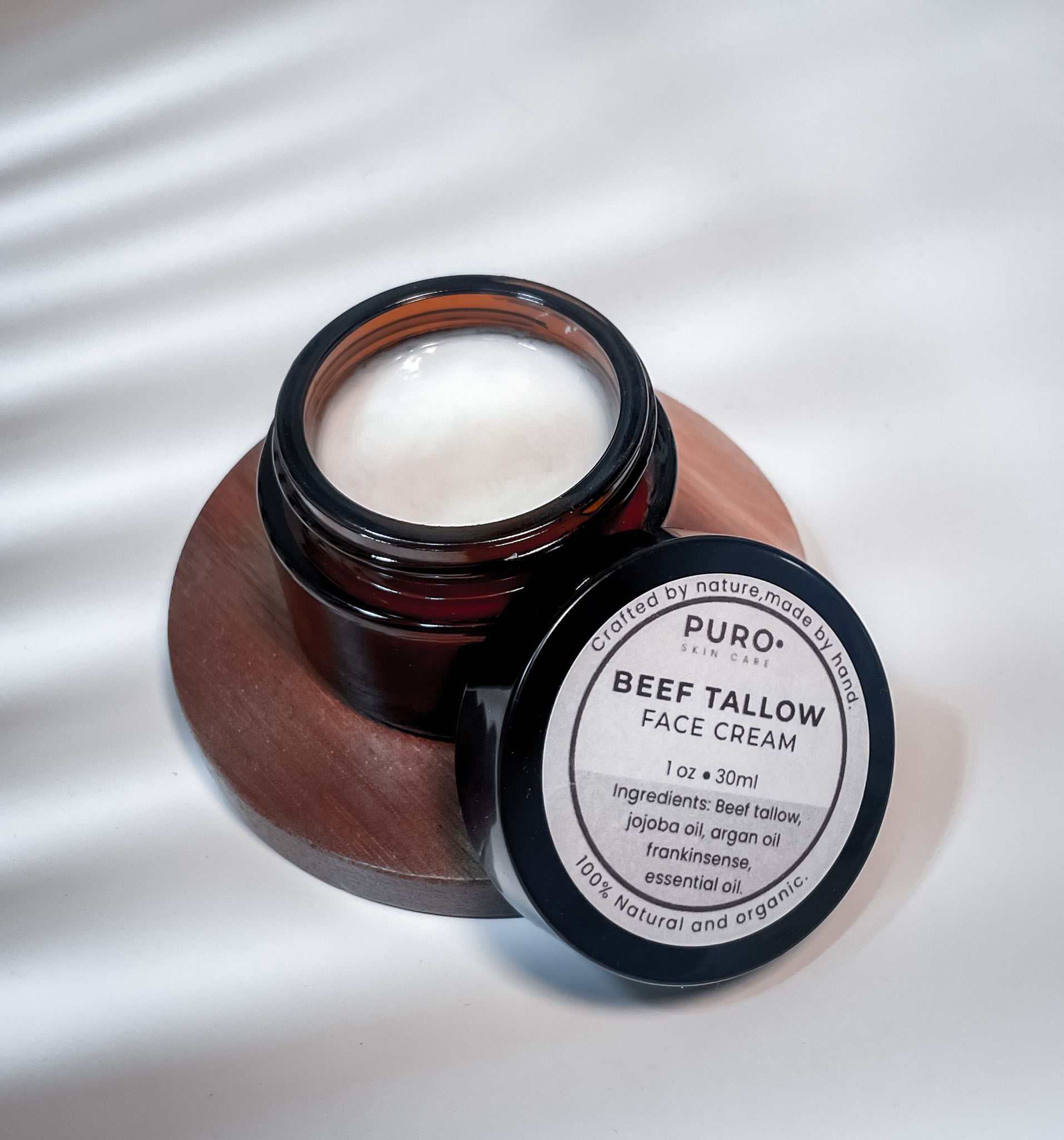 Crema para el rostro de sebo de res llena de amino acidos y vitaminas necesarias para la piel